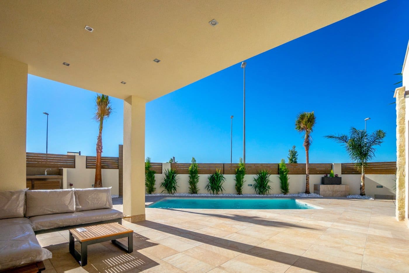 3 bedroom Villa for sale in Benijofar with pool - € 526,900 (Ref: 9409637)