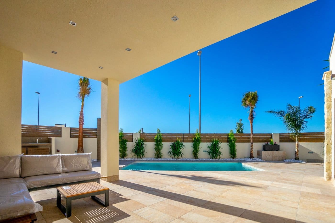 3 bedroom Villa for sale in Benijofar with pool - € 526,900 (Ref: 9409637)