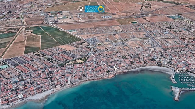 3 quarto Bungalow para venda em Pilar de la Horadada com piscina - 399 900 € (Ref: 9409646)