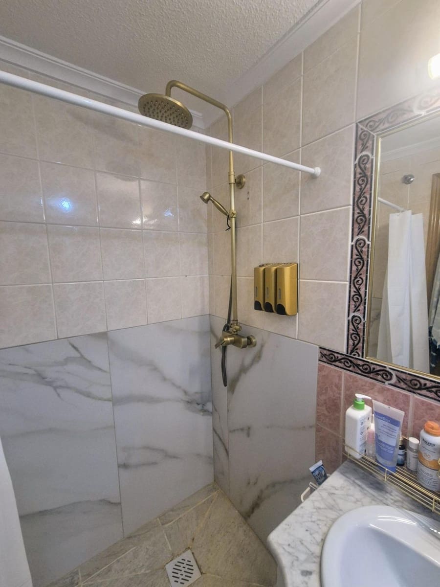 Apartamento de 3 habitaciones en Torrevieja en venta - 129.000 € (Ref: 9409670)