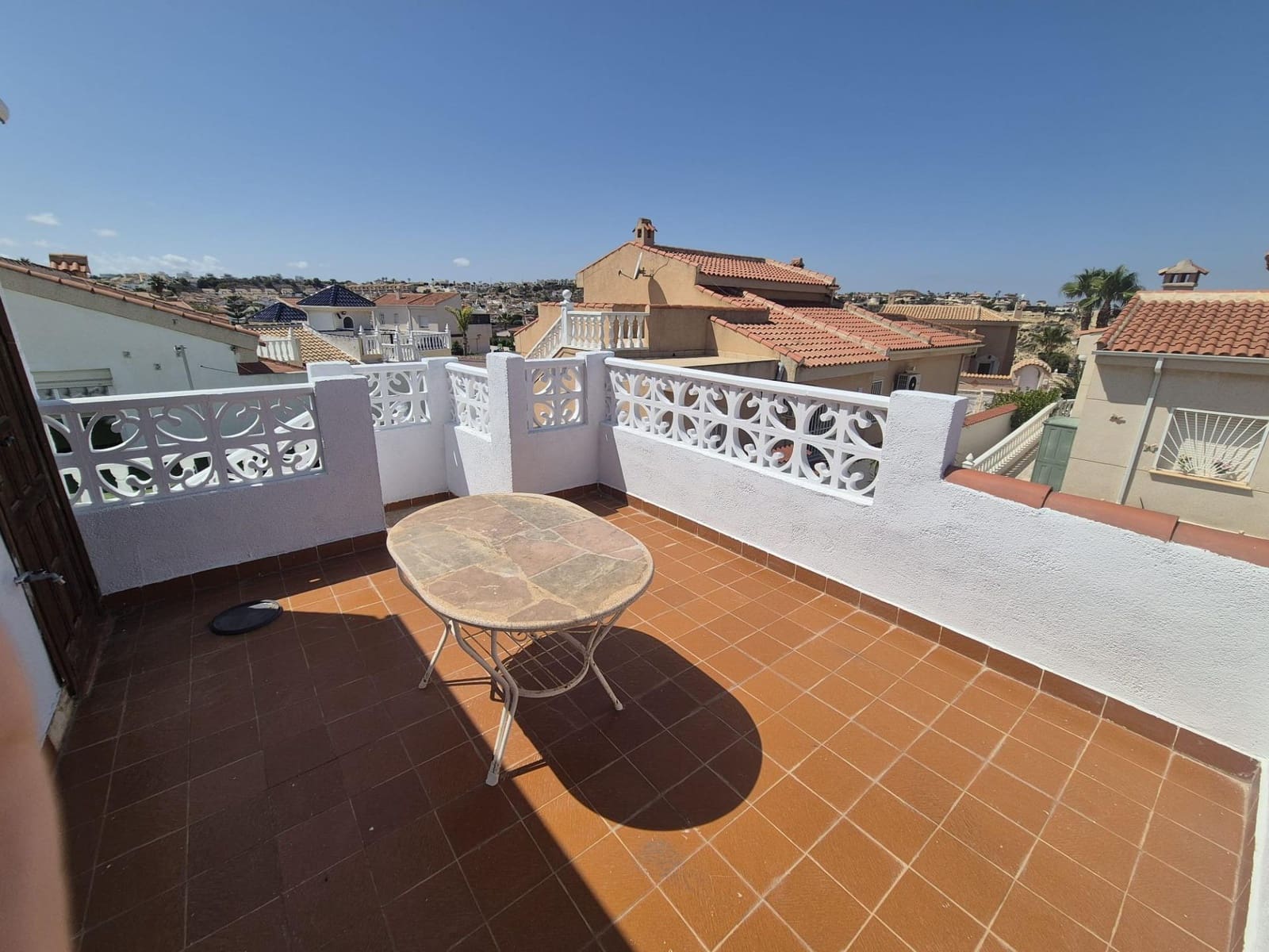 4 makuuhuone Paritalo myytävänä paikassa La Marquesa mukana uima-altaan - 459 000 € (Ref: 9409671)