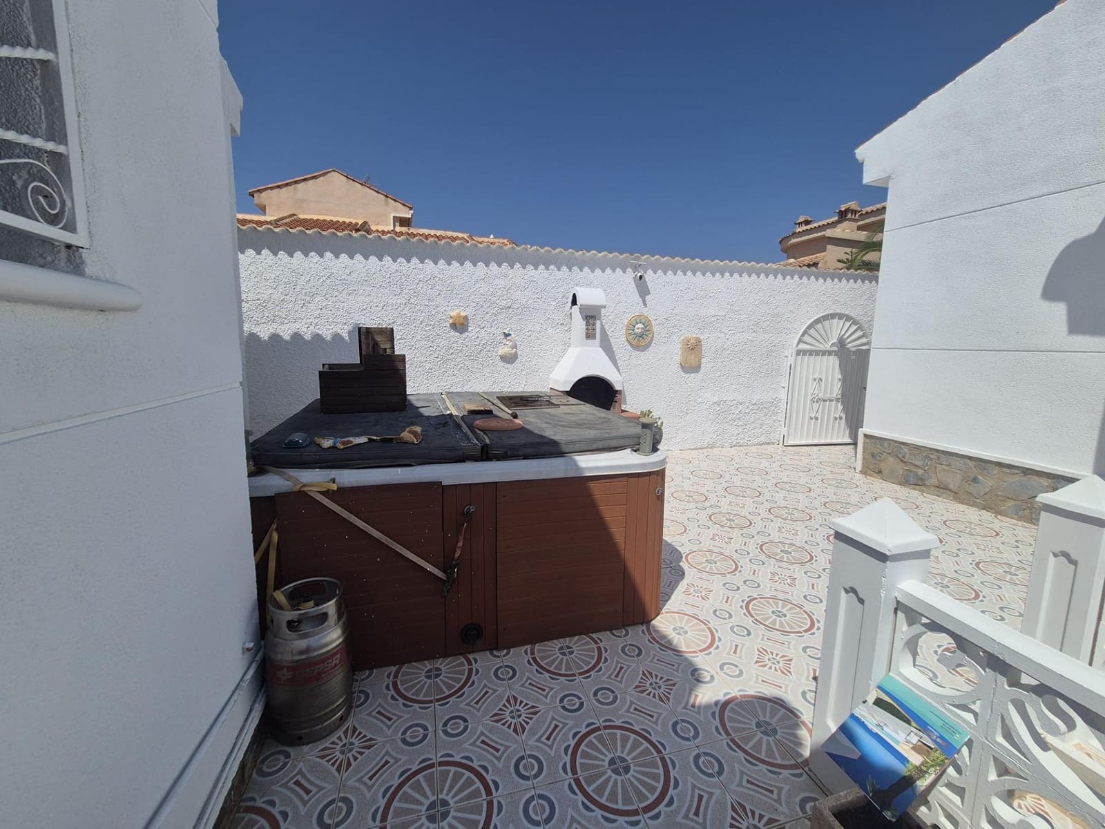 4 makuuhuone Paritalo myytävänä paikassa La Marquesa mukana uima-altaan - 459 000 € (Ref: 9409671)