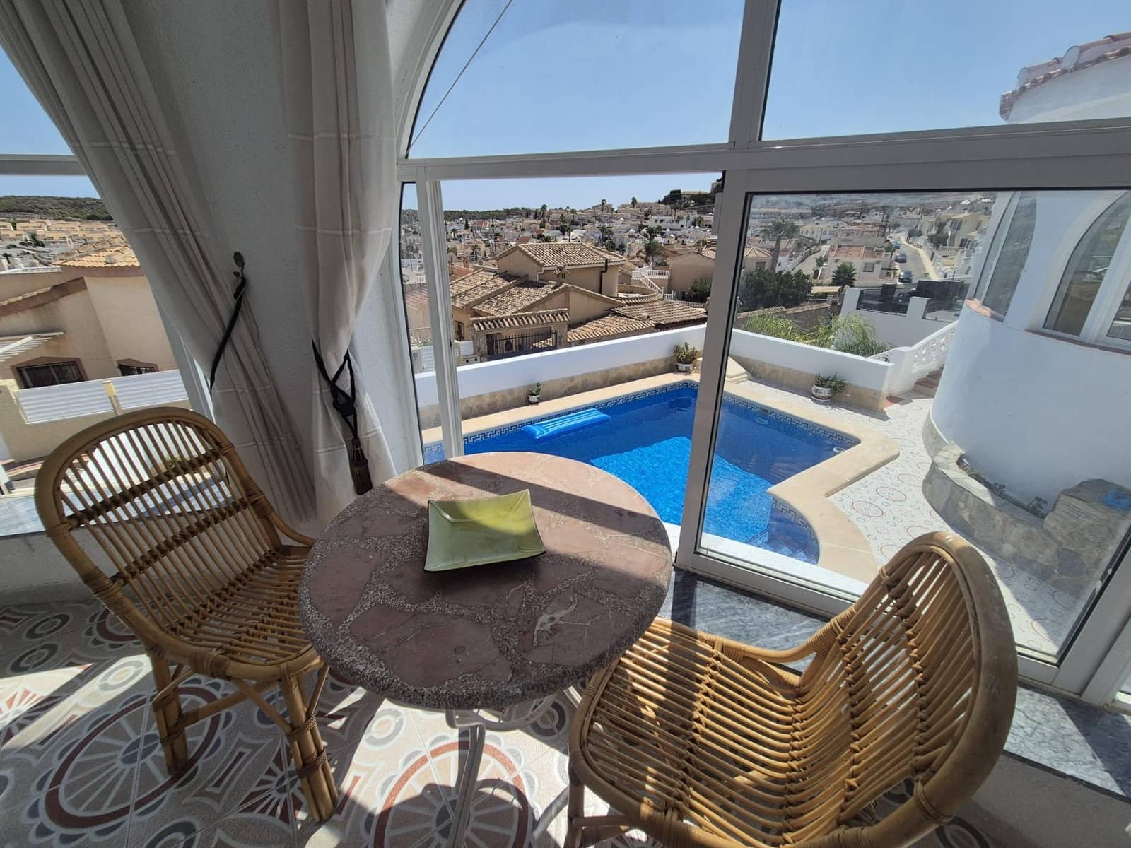 4 makuuhuone Paritalo myytävänä paikassa La Marquesa mukana uima-altaan - 459 000 € (Ref: 9409671)