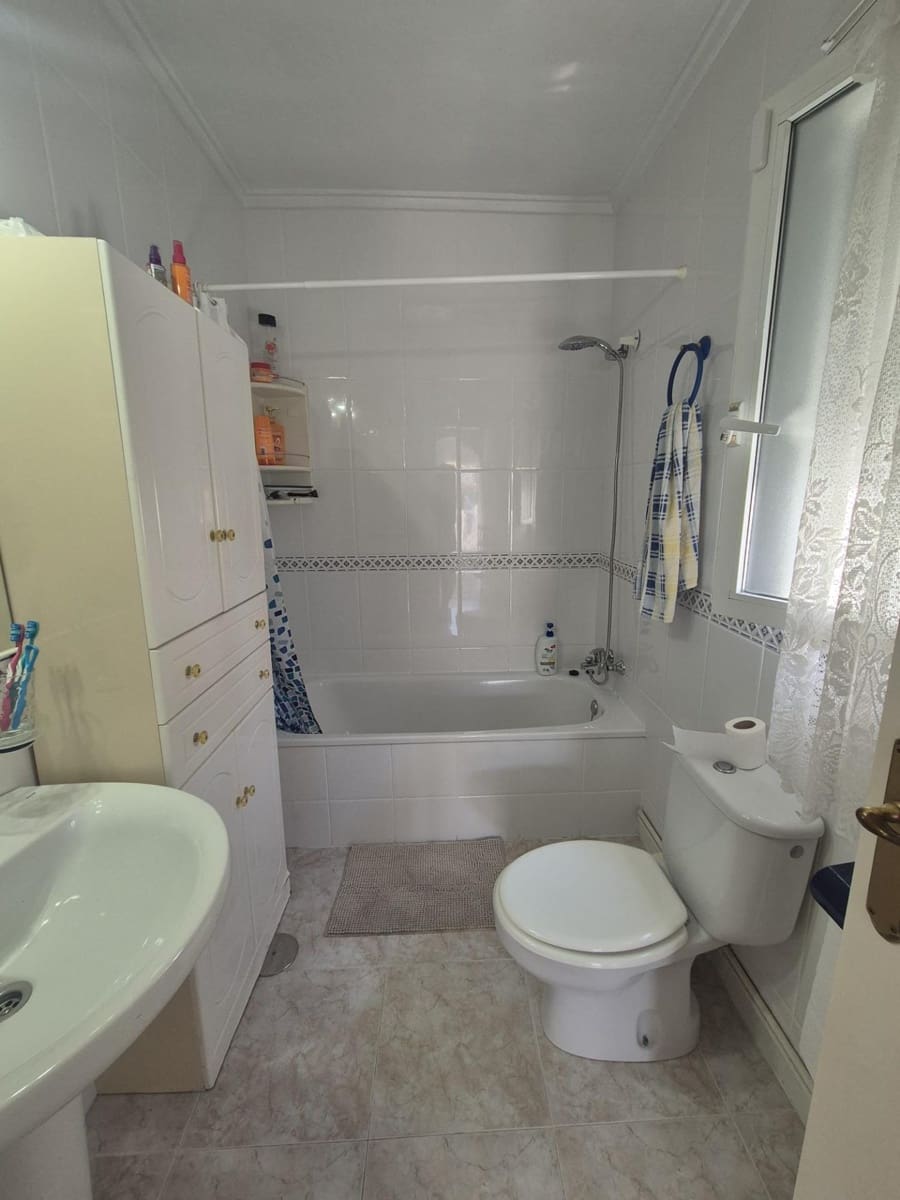 3 bedroom Terraced Villa for sale in La Marquesa with pool - € 299,000 (Ref: 9409672)