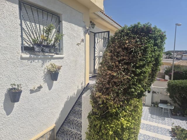 3 bedroom Terraced Villa for sale in La Marquesa, Rojales with pool - € 299,000 (Ref: 9409672)