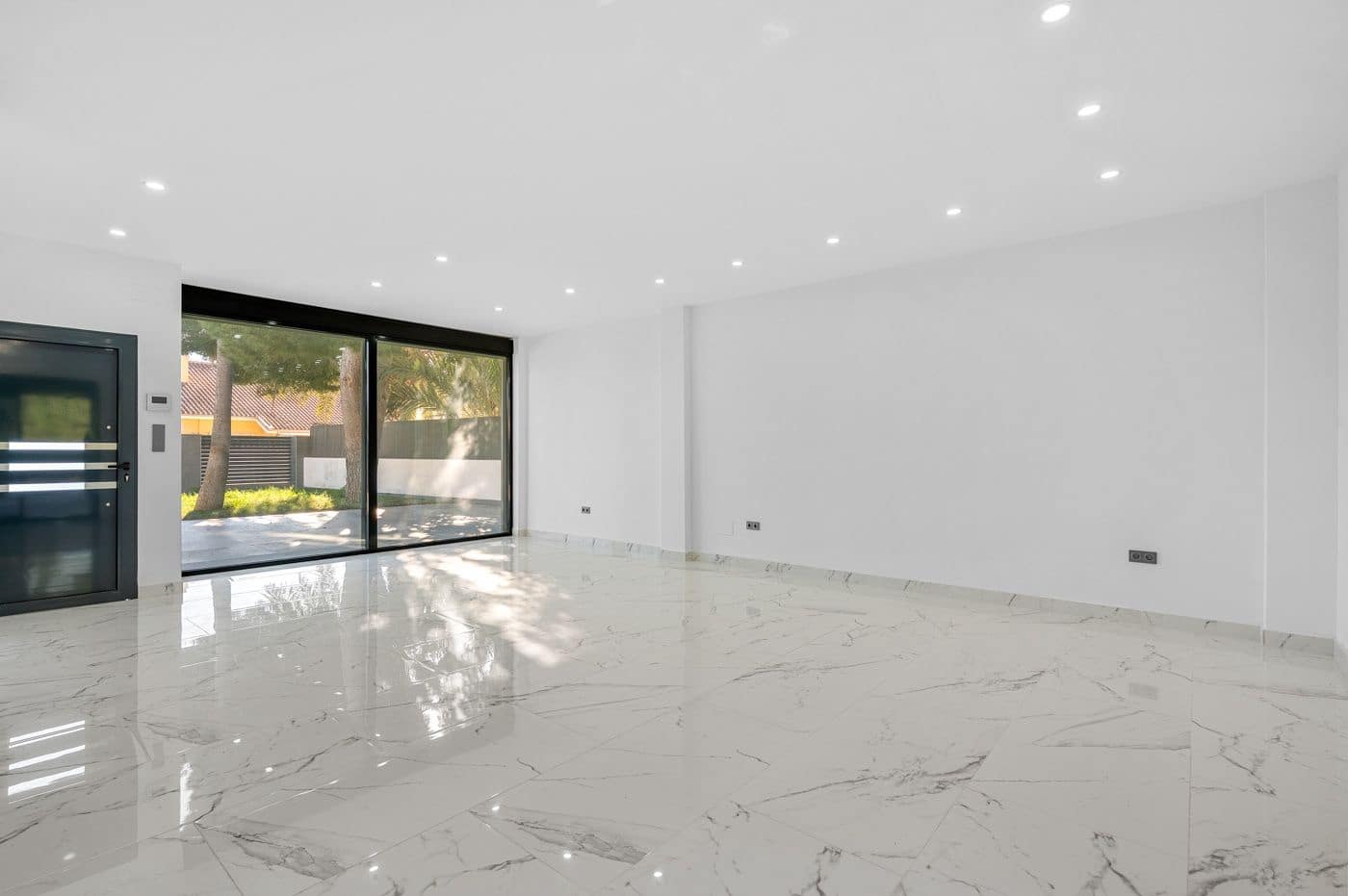 4 bedroom Villa for sale in Campoamor with pool garage - € 1,100,000 (Ref: 9462069)