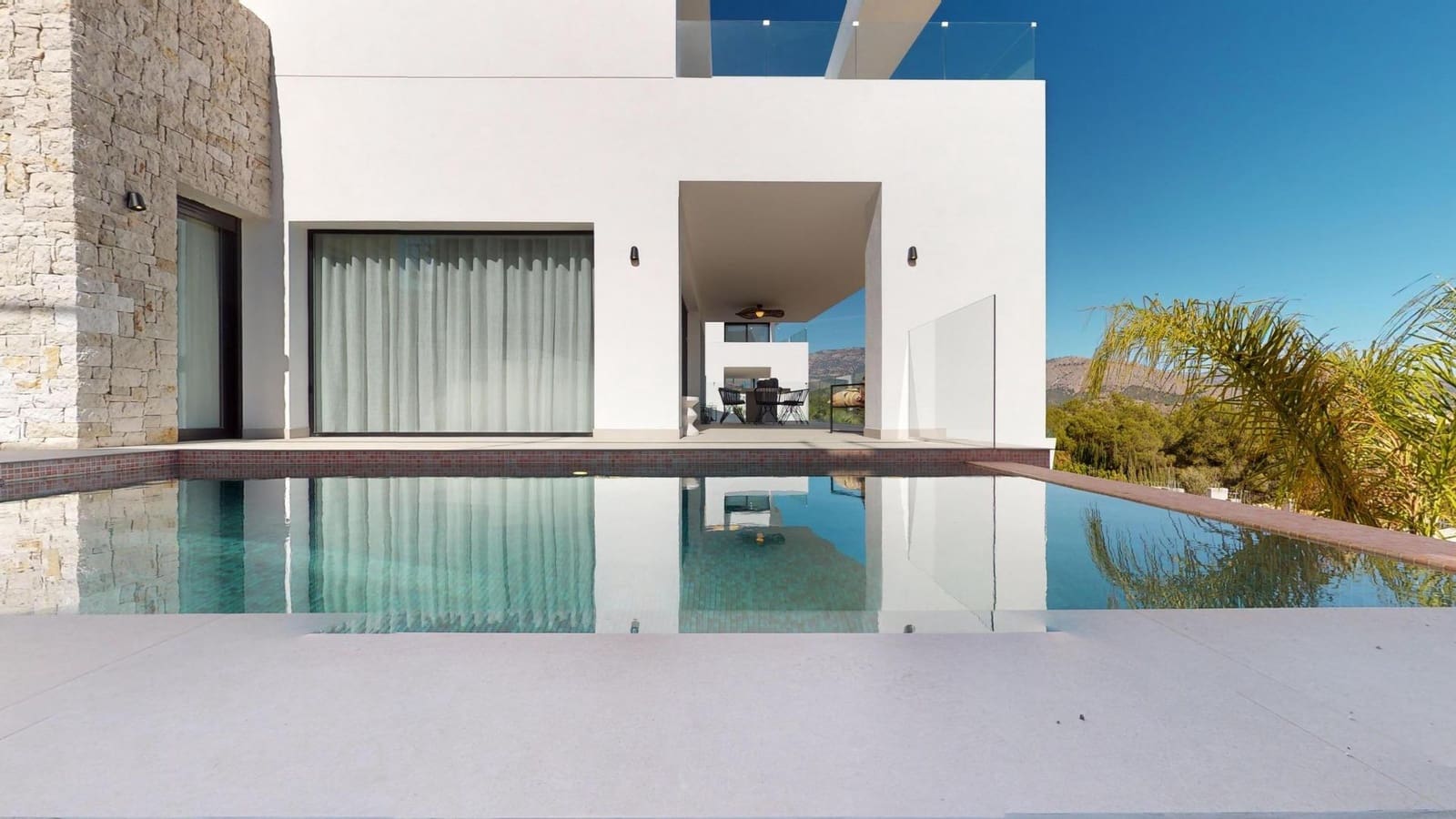 3 bedroom Villa for sale in Polop with pool garage - € 985,000 (Ref: 10005638)