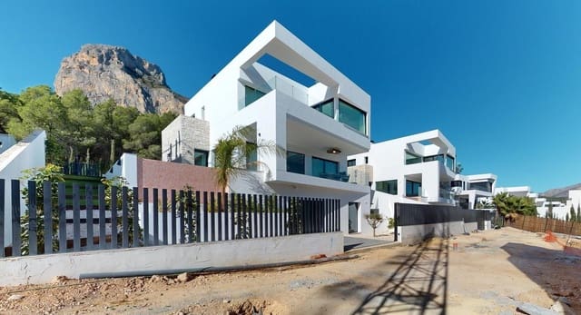 3 Zimmer Villa zu verkaufen in Polop mit Pool Garage - 985.000 € (Ref: 10005638)