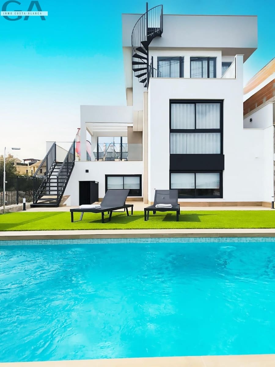 3 bedroom Villa for sale in Algorfa with pool garage - € 528,000 (Ref: 10009108)