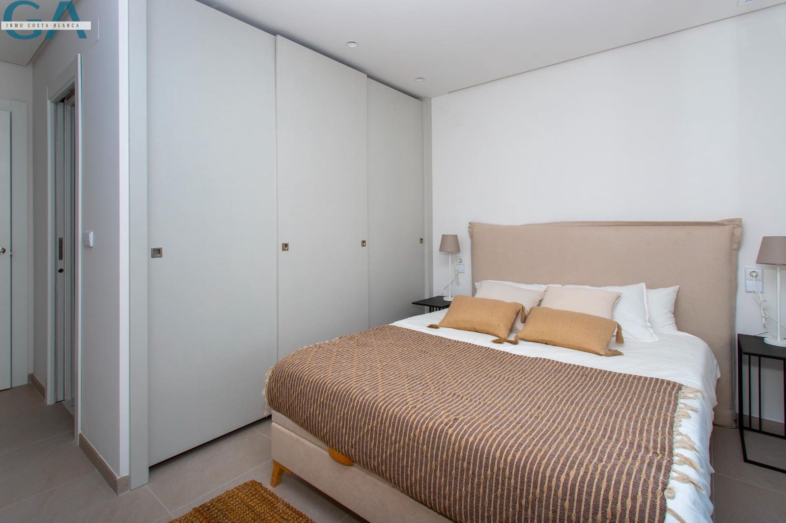 3 sypialnia Apartament na sprzedaż w Santa Pola z basenem garażem - 375 000 € (Ref: 10009109)