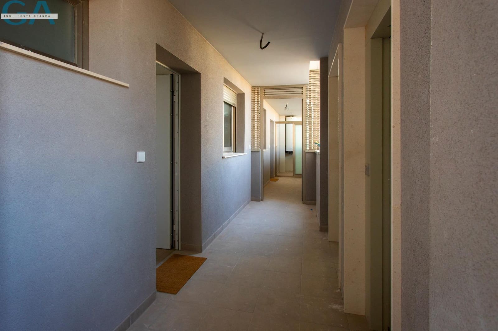 3 sypialnia Apartament na sprzedaż w Santa Pola z basenem garażem - 375 000 € (Ref: 10009109)