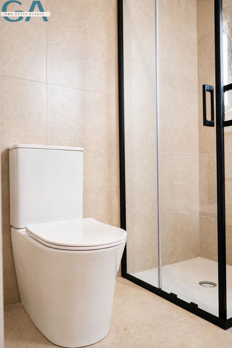 3 slaapkamer Rijtjeshuis te koop in Dolores met zwembad garage - € 306.000 (Ref: 10009110)