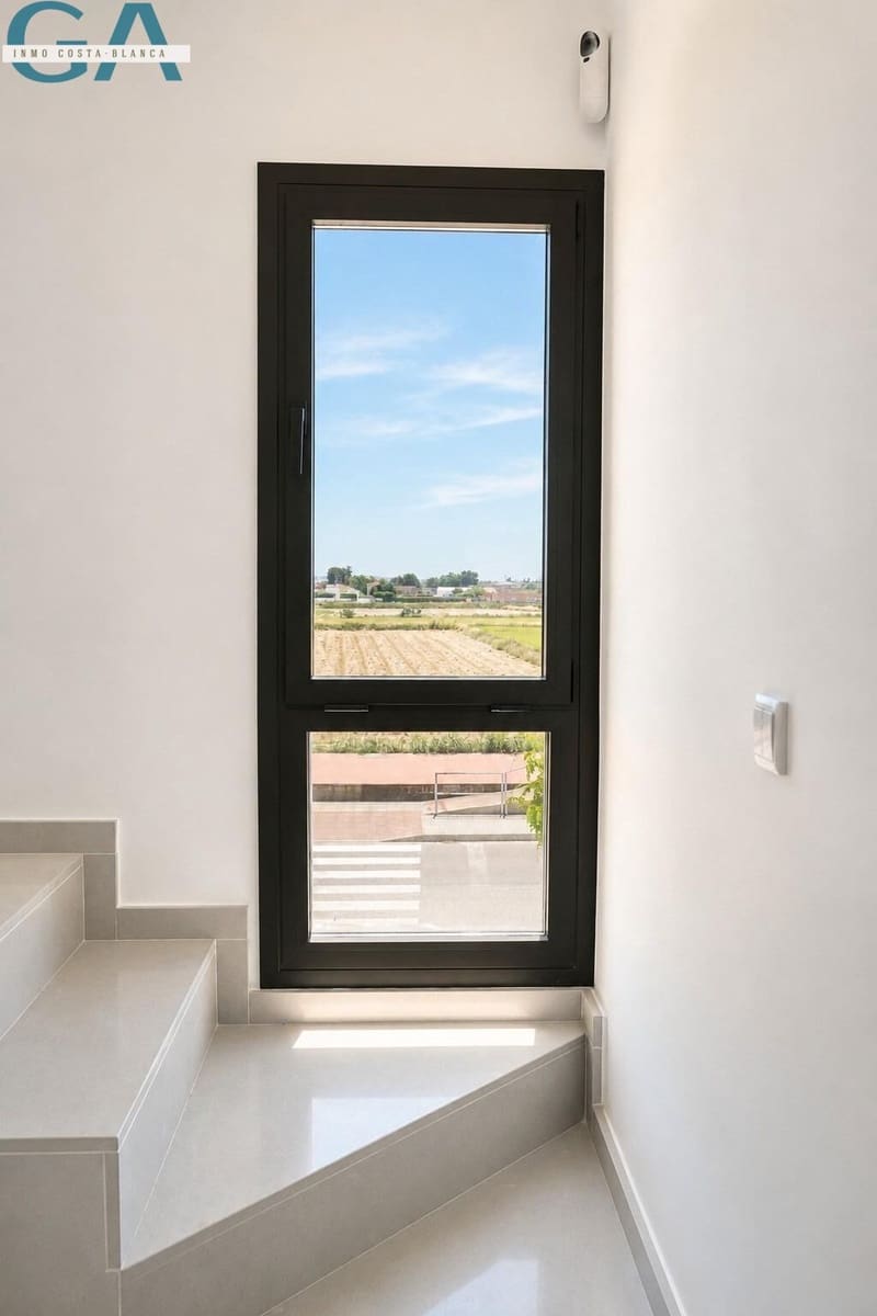 3 slaapkamer Rijtjeshuis te koop in Dolores met zwembad garage - € 306.000 (Ref: 10009110)