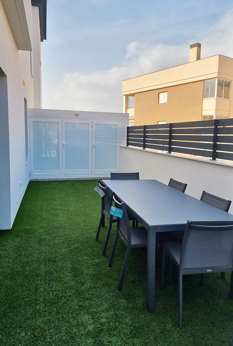 3 soveværelse Villa til salg i Gran Alacant med swimmingpool - € 395.000 (Ref: 6462867)