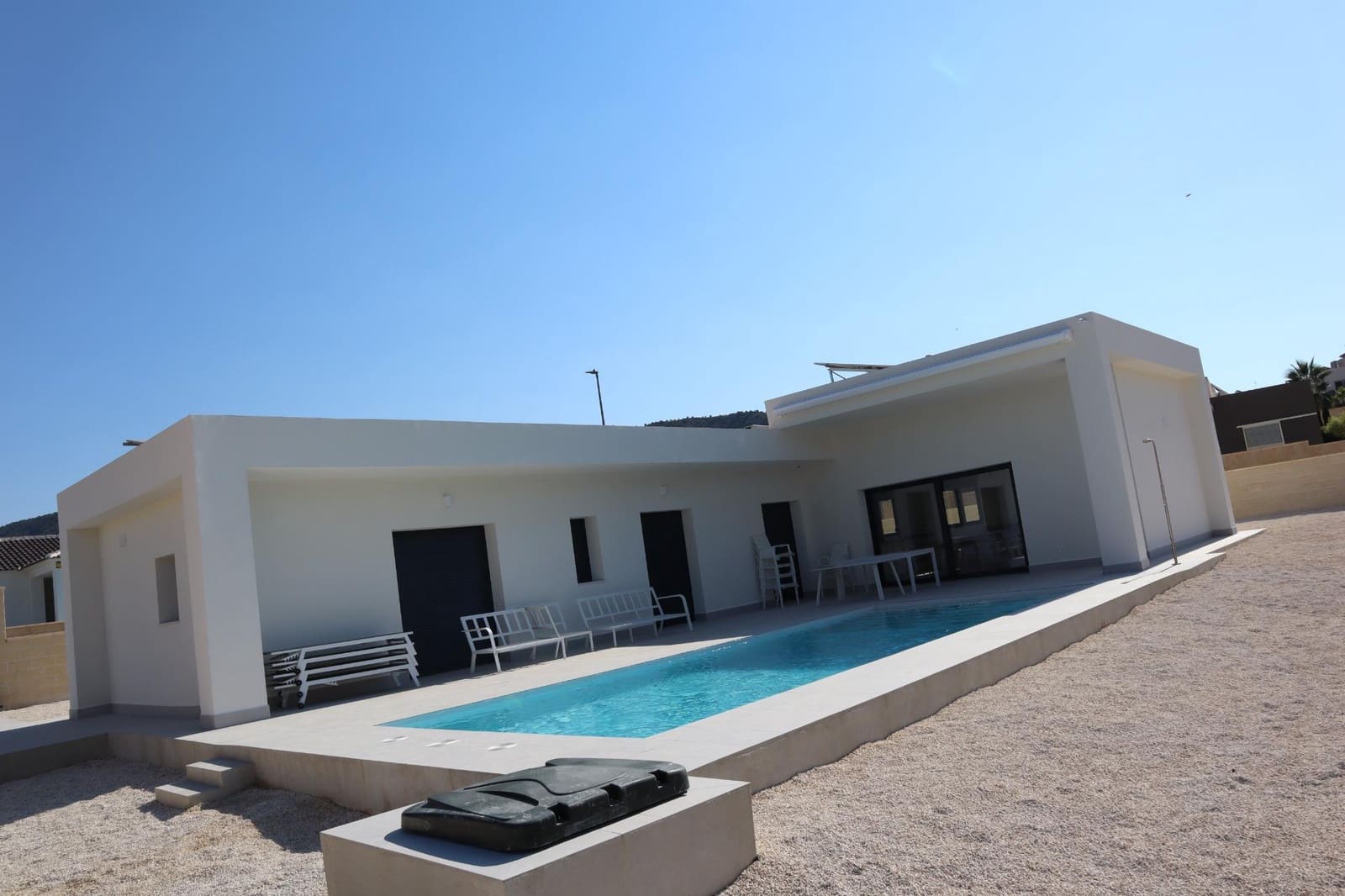 3 Zimmer Villa zu verkaufen in La Romana mit Pool - 360.000 € (Ref: 6514755)