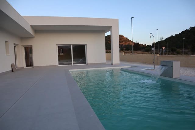 3 bedroom Villa for sale in La Romana with pool - € 360,000 (Ref: 6514755)