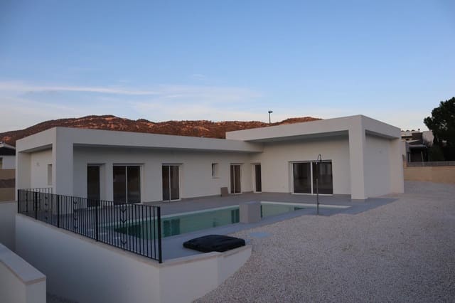 3 bedroom Villa for sale in La Romana with pool - € 360,000 (Ref: 6514755)