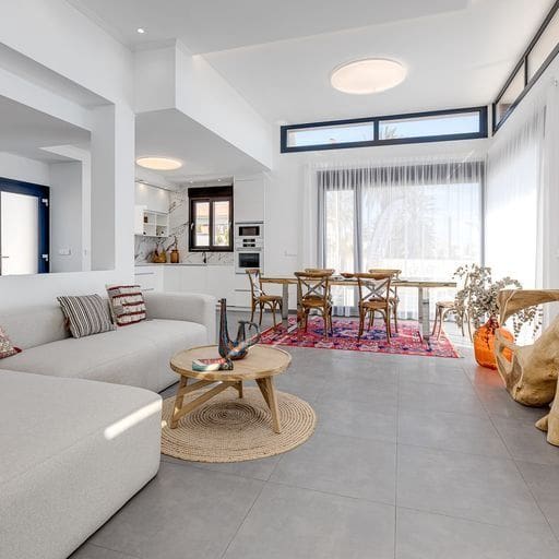 4 bedroom Villa for sale in Torrevieja with pool - € 940,000 (Ref: 6651280)