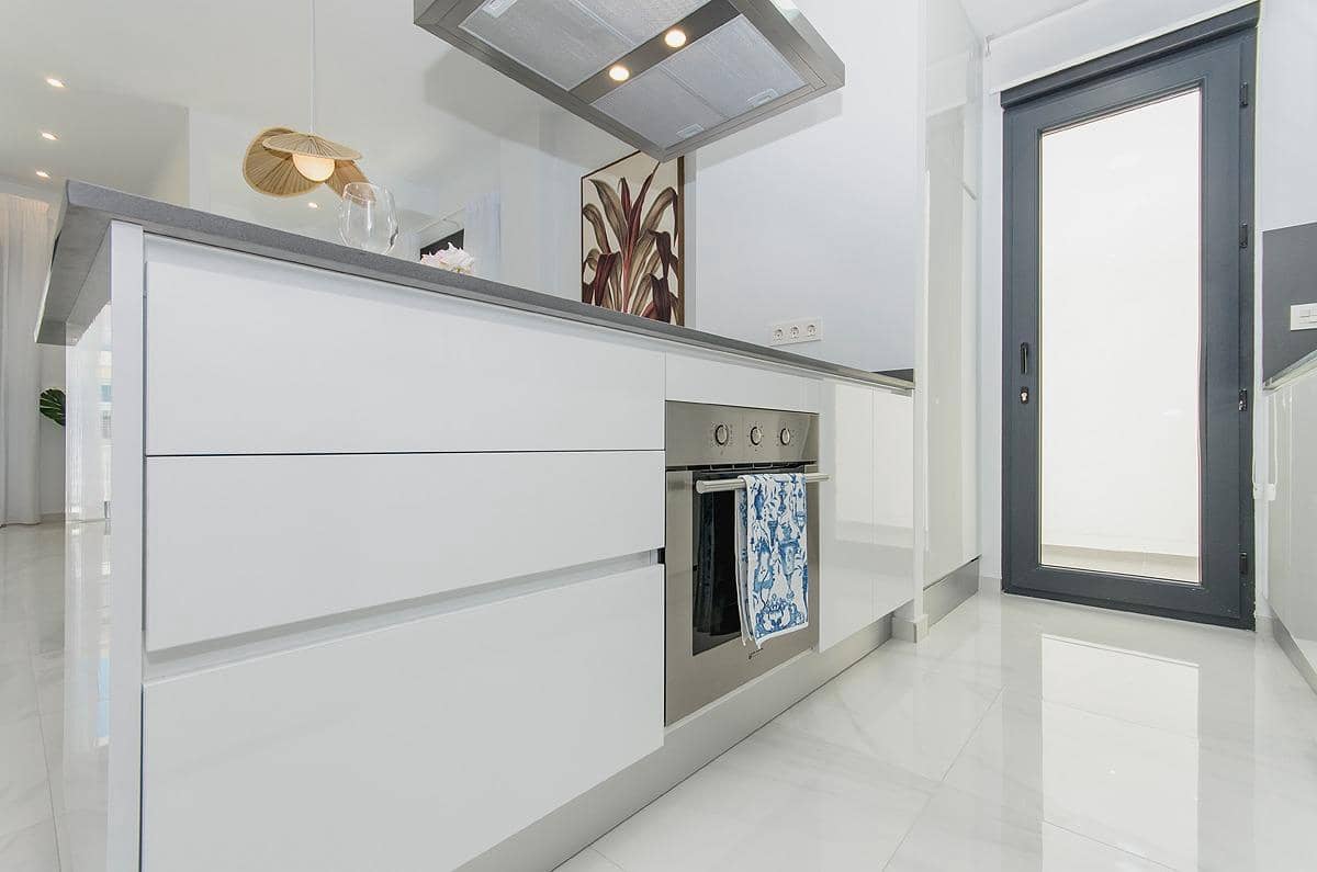 3 bedroom Villa for sale in Vistabella with pool - € 389,000 (Ref: 7087631)