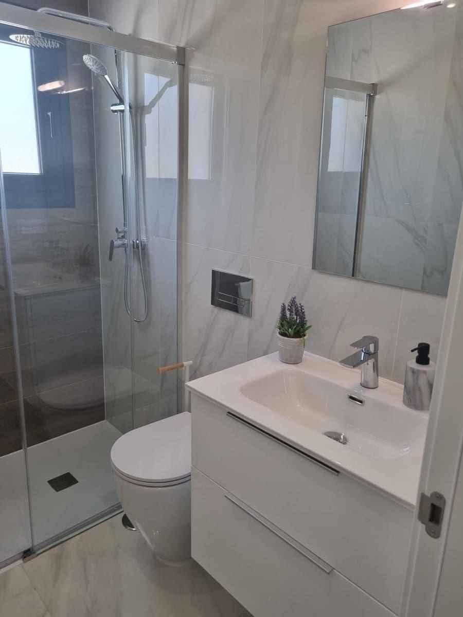 3 bedroom Villa for sale in Vistabella with pool - € 389,000 (Ref: 7087631)