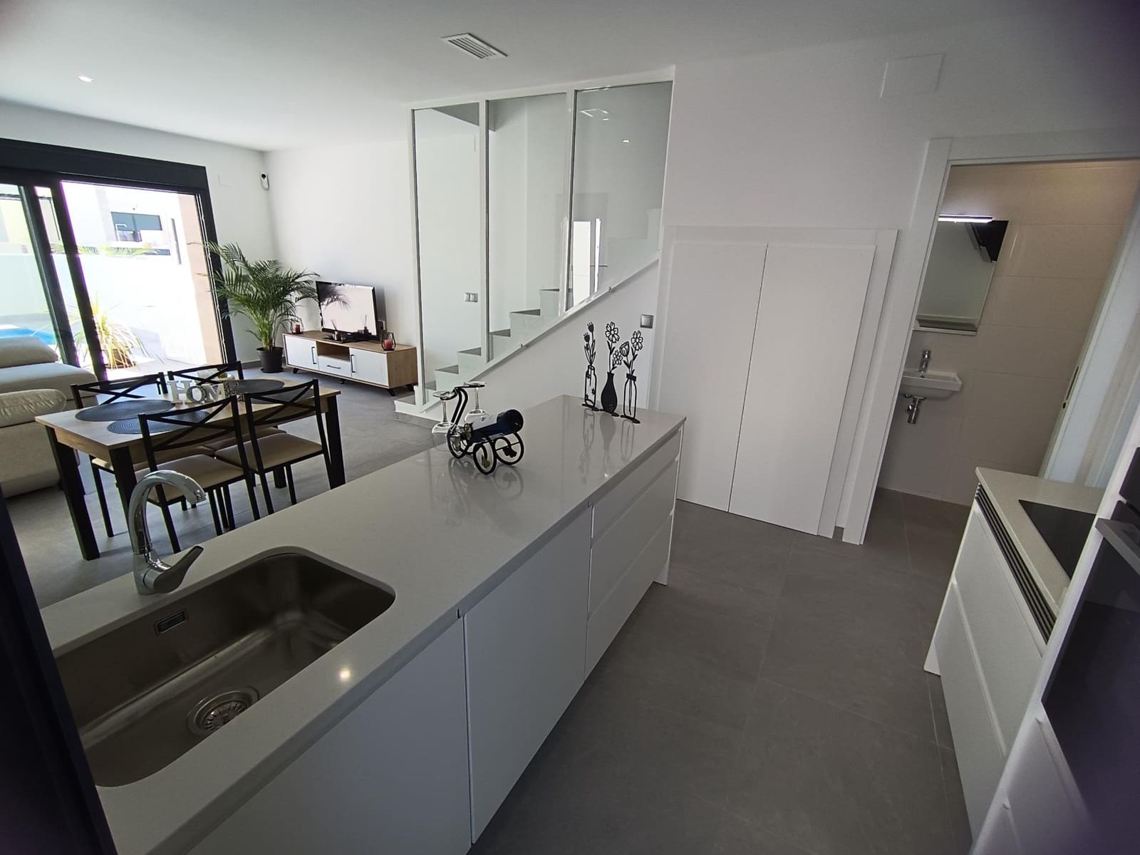 3 bedroom Semi-detached Villa for sale in Daya Nueva with pool - € 307,000 (Ref: 7110720)