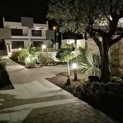 3 sovrum Bungalow till salu i Los Balcones med pool - 279 900 € (Ref: 7412014)