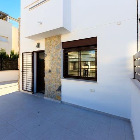 3 soverom Rekkehus til salgs i Pilar de la Horadada med svømmebasseng - € 344 900 (Ref: 7467392)