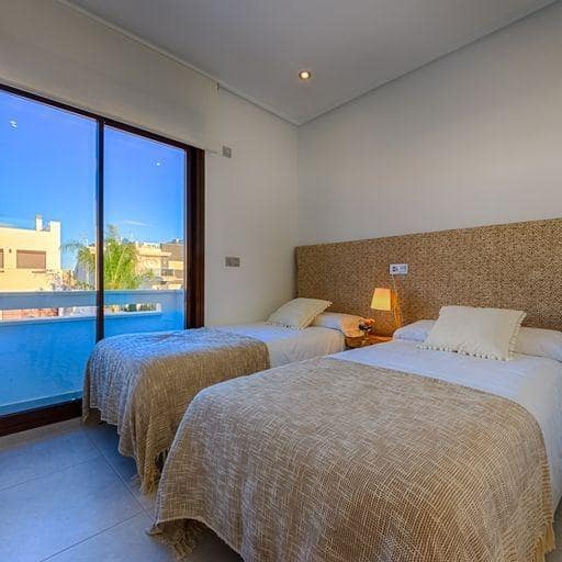 3 soverom Rekkehus til salgs i Pilar de la Horadada med svømmebasseng - € 344 900 (Ref: 7467392)