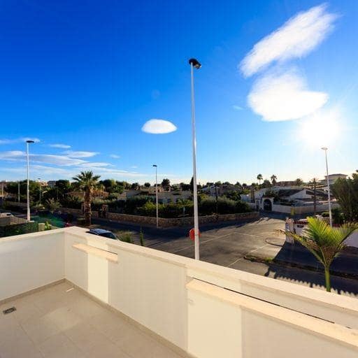 3 soverom Rekkehus til salgs i Pilar de la Horadada med svømmebasseng - € 344 900 (Ref: 7467392)