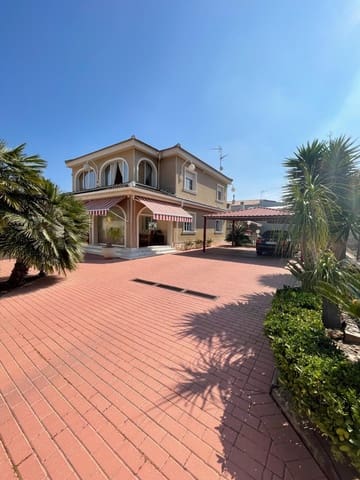 5 makuuhuone Huvila myytävänä paikassa La Marina, Elche / Elx mukana uima-altaan - 539 175 € (Ref: 7476070)