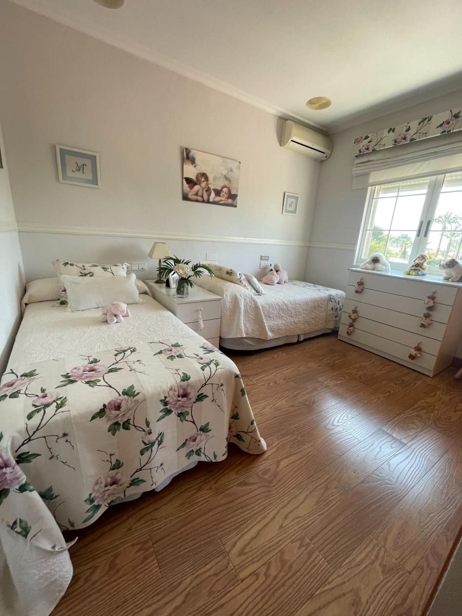 5 soverom Villa til salgs i La Marina med svømmebasseng - € 539 175 (Ref: 7476070)