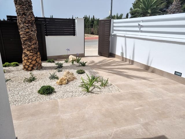 3 sypialnia Willa na sprzedaż w El Pinet, Elche / Elx - 595 000 € (Ref: 7541331)