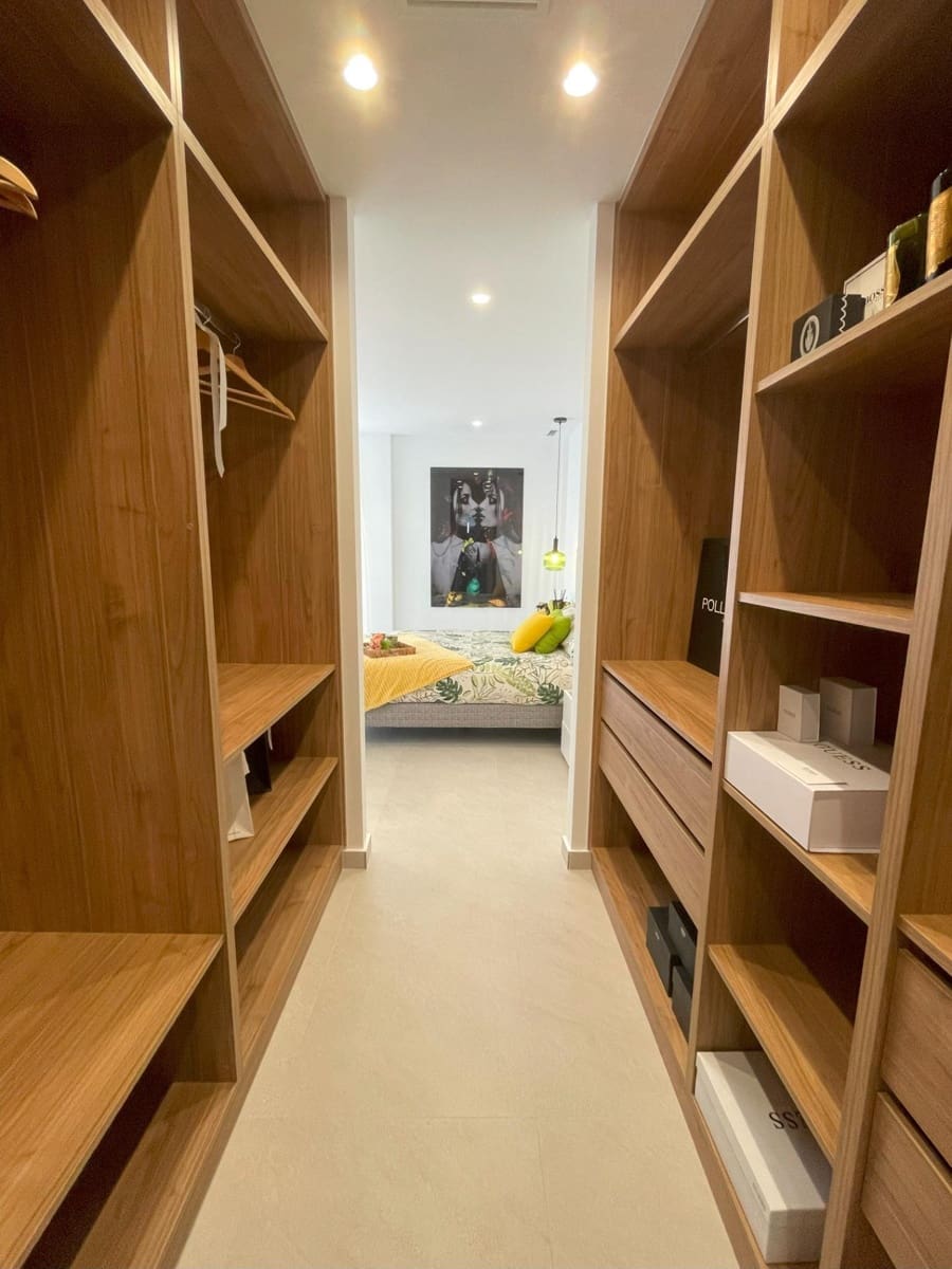 Chalet de 3 habitaciones en Rojales en venta con piscina - 549.000 € (Ref: 7986087)