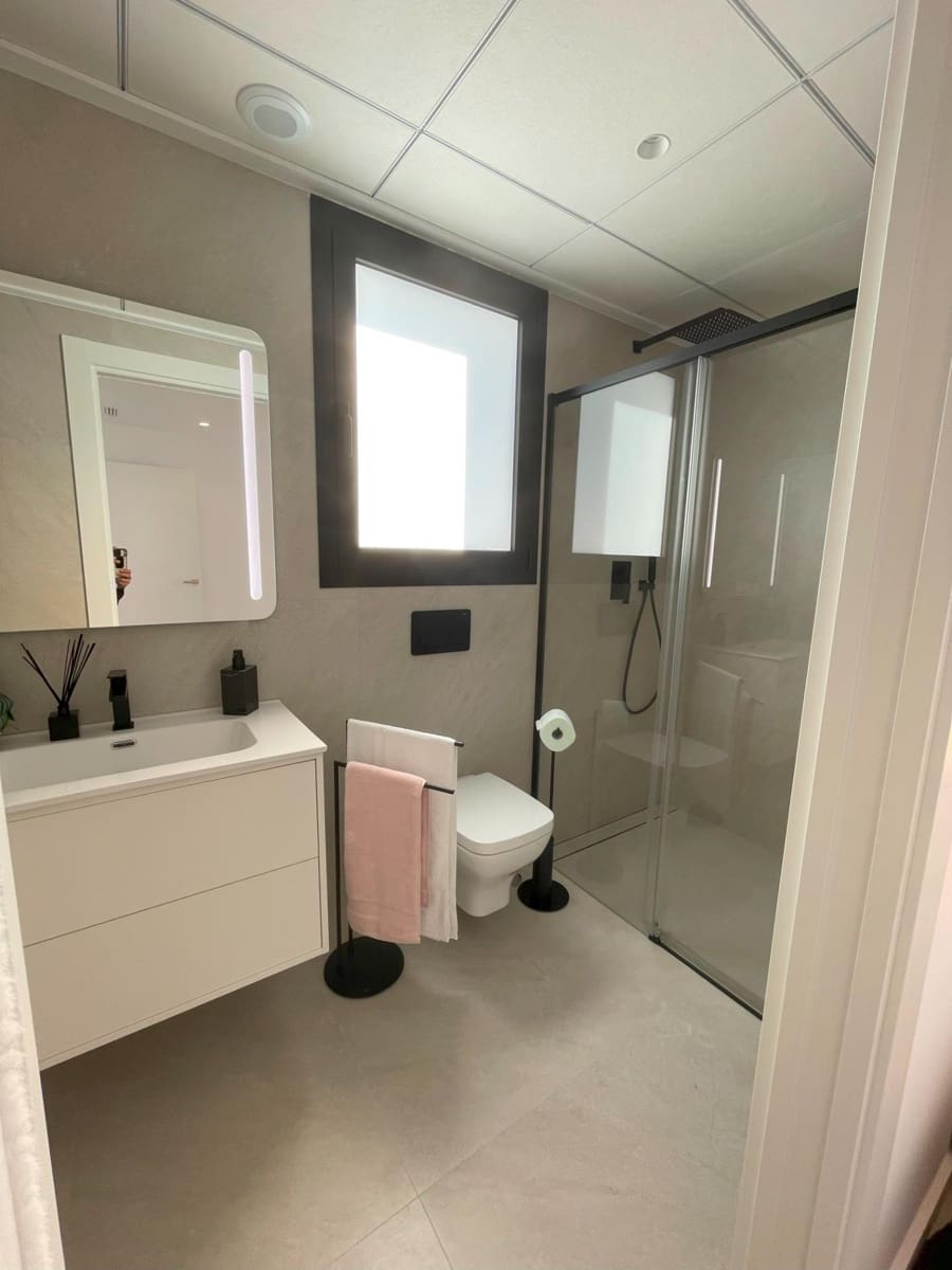 Chalet de 3 habitaciones en Rojales en venta con piscina - 549.000 € (Ref: 7986087)