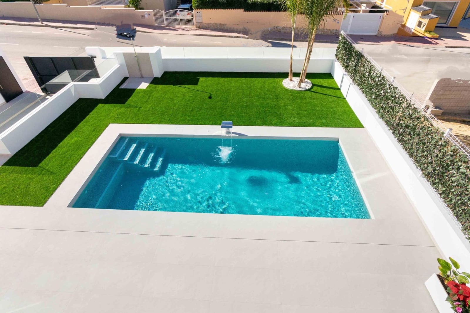 Chalet de 3 habitaciones en Rojales en venta con piscina - 549.000 € (Ref: 7986087)