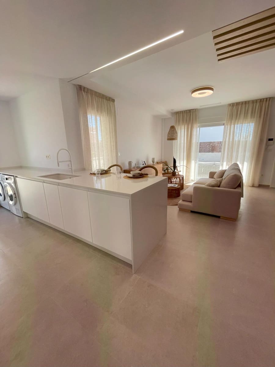 3 sovrum Villa till salu i Pilar de la Horadada med pool - 469 000 € (Ref: 8135776)