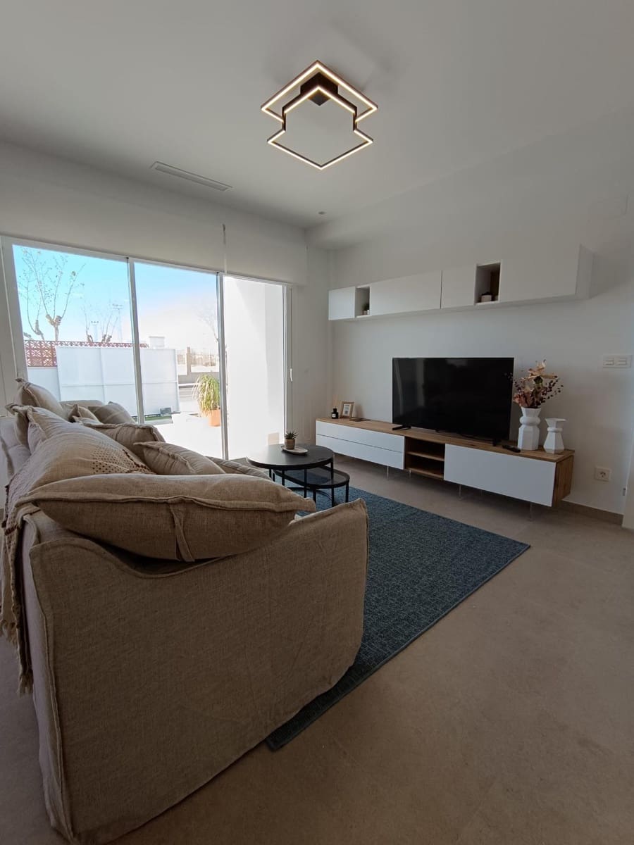 3 sovrum Villa till salu i Pilar de la Horadada med pool - 469 000 € (Ref: 8135776)