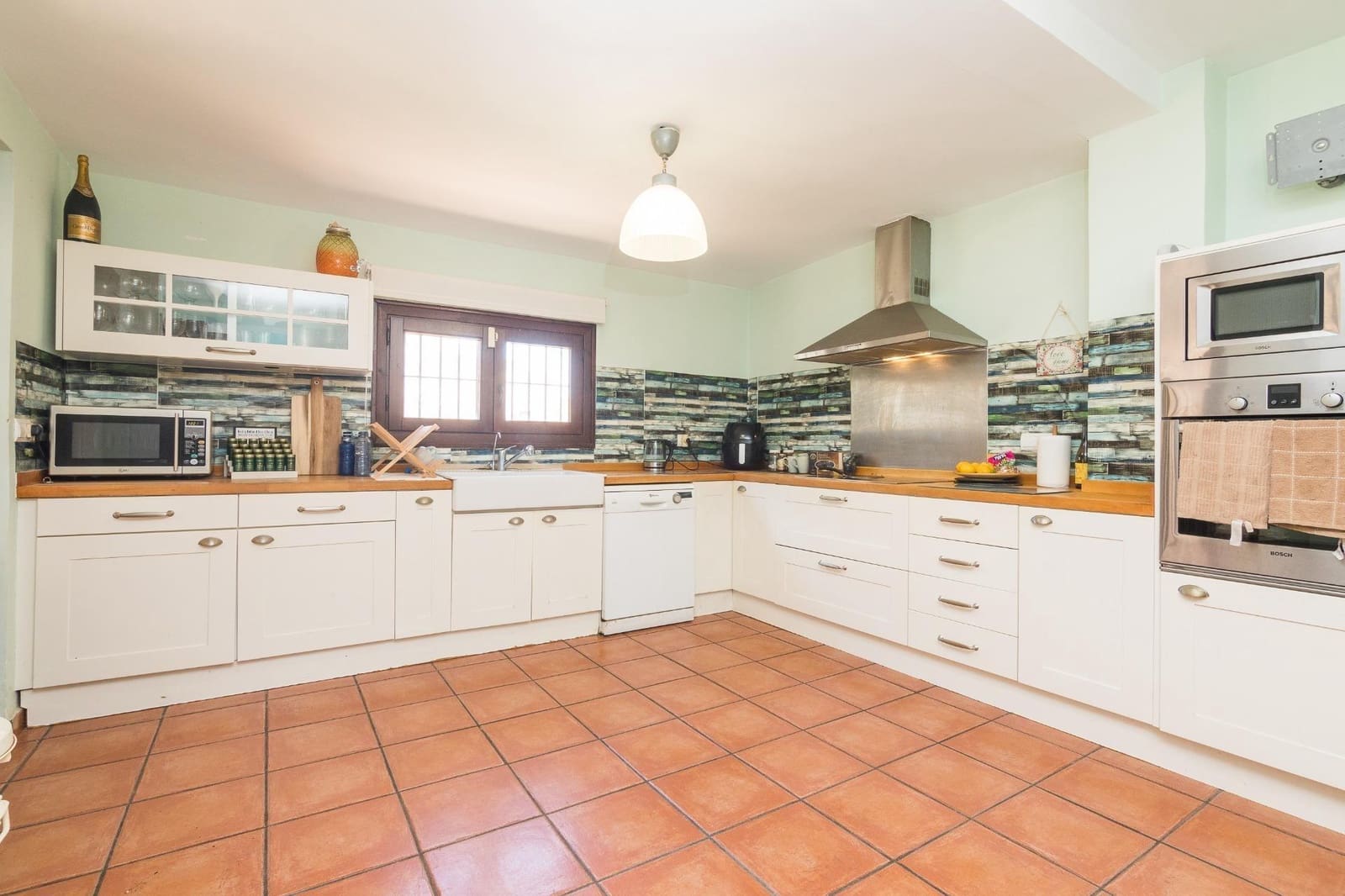 4 Zimmer Villa zu verkaufen in Santa Pola mit Pool Garage - 1.250.000 € (Ref: 8612579)