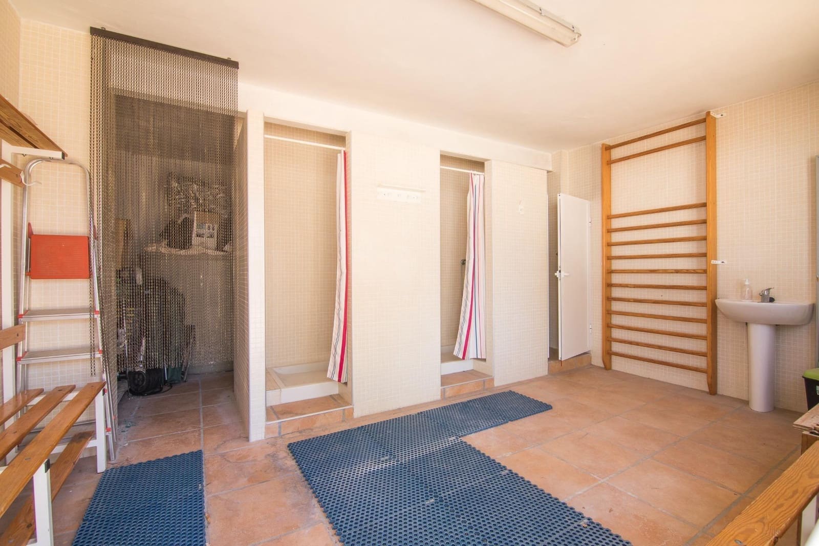 4 Zimmer Villa zu verkaufen in Santa Pola mit Pool Garage - 1.250.000 € (Ref: 8612579)