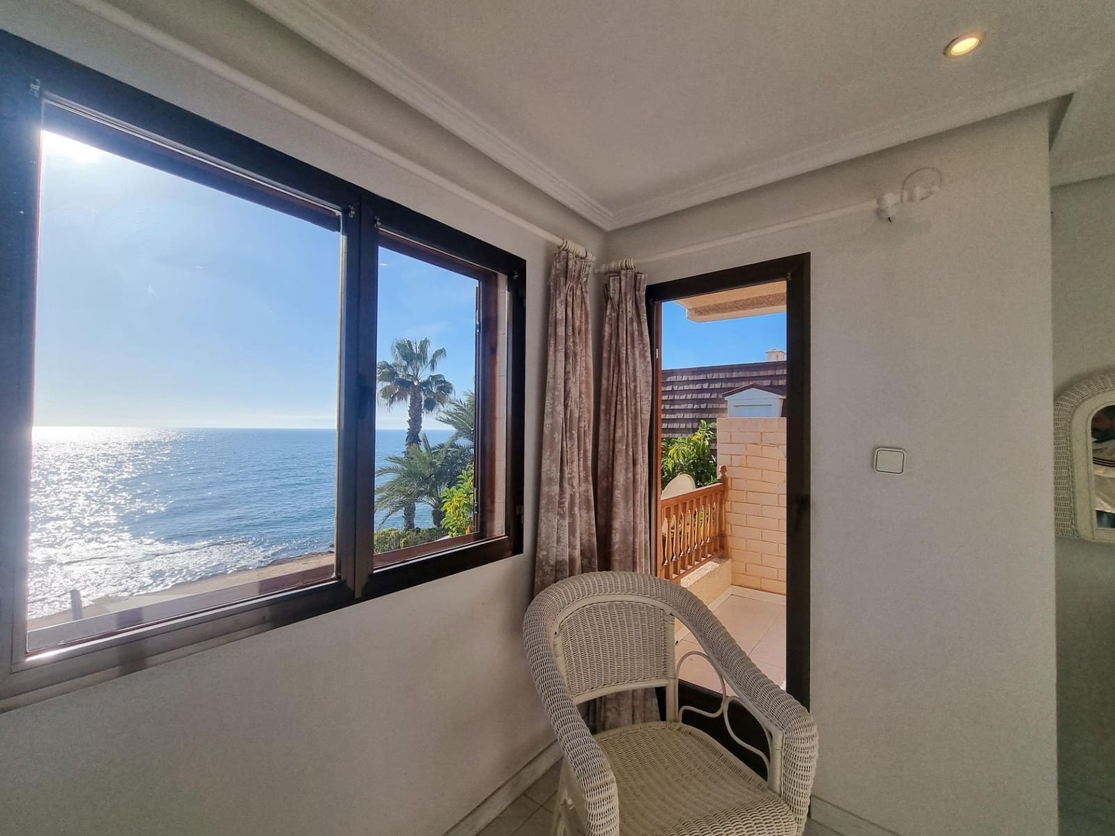 4 soveværelse Semi-Rækkehus til salg i Santa Pola - € 895.000 (Ref: 8612580)