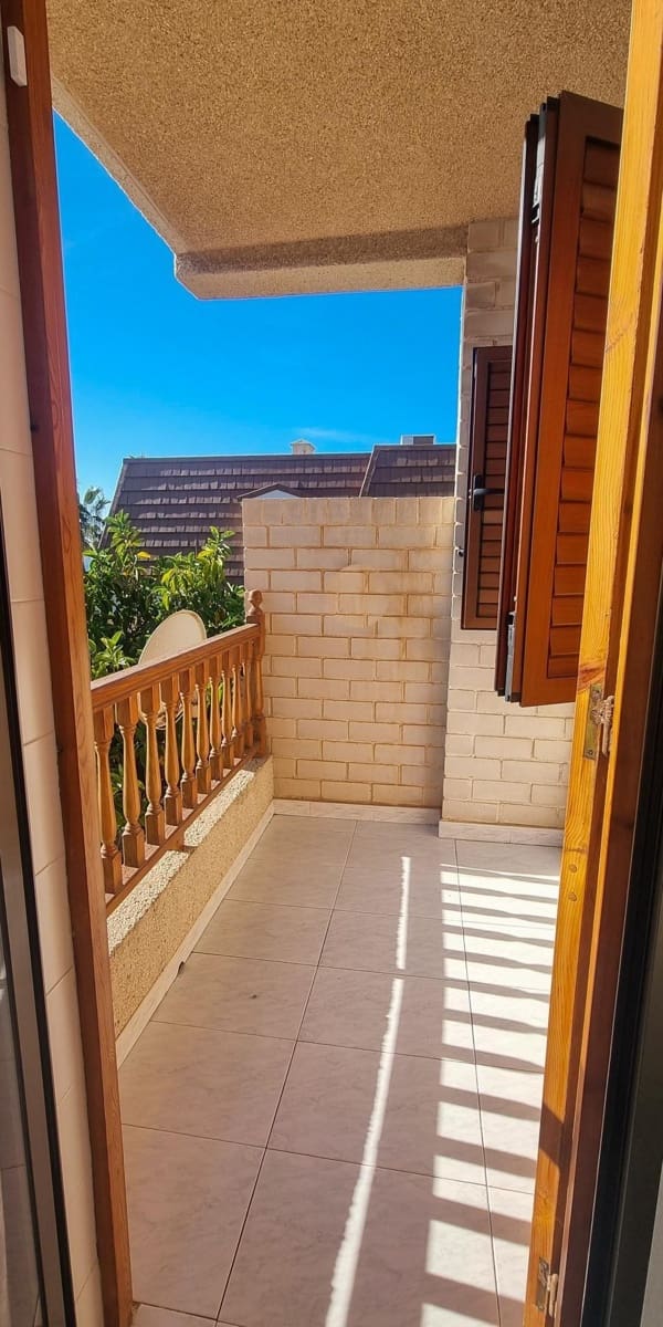 4 soveværelse Semi-Rækkehus til salg i Santa Pola - € 895.000 (Ref: 8612580)