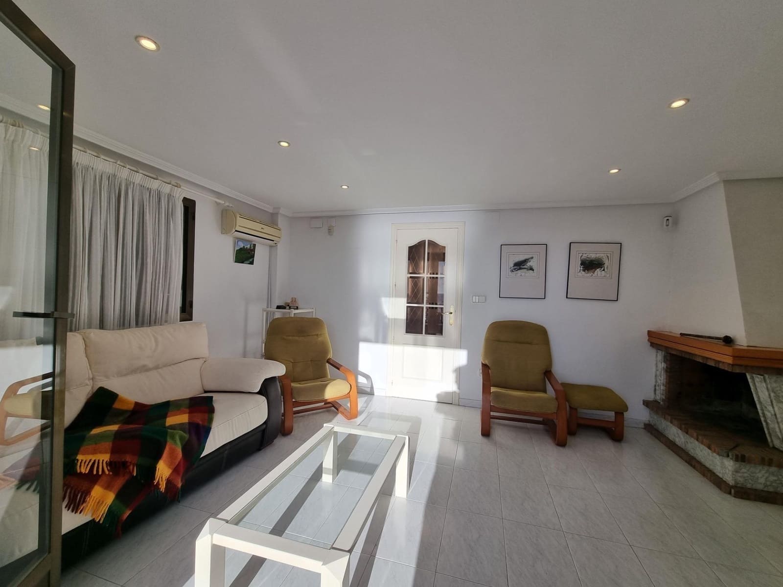 4 soveværelse Semi-Rækkehus til salg i Santa Pola - € 895.000 (Ref: 8612580)