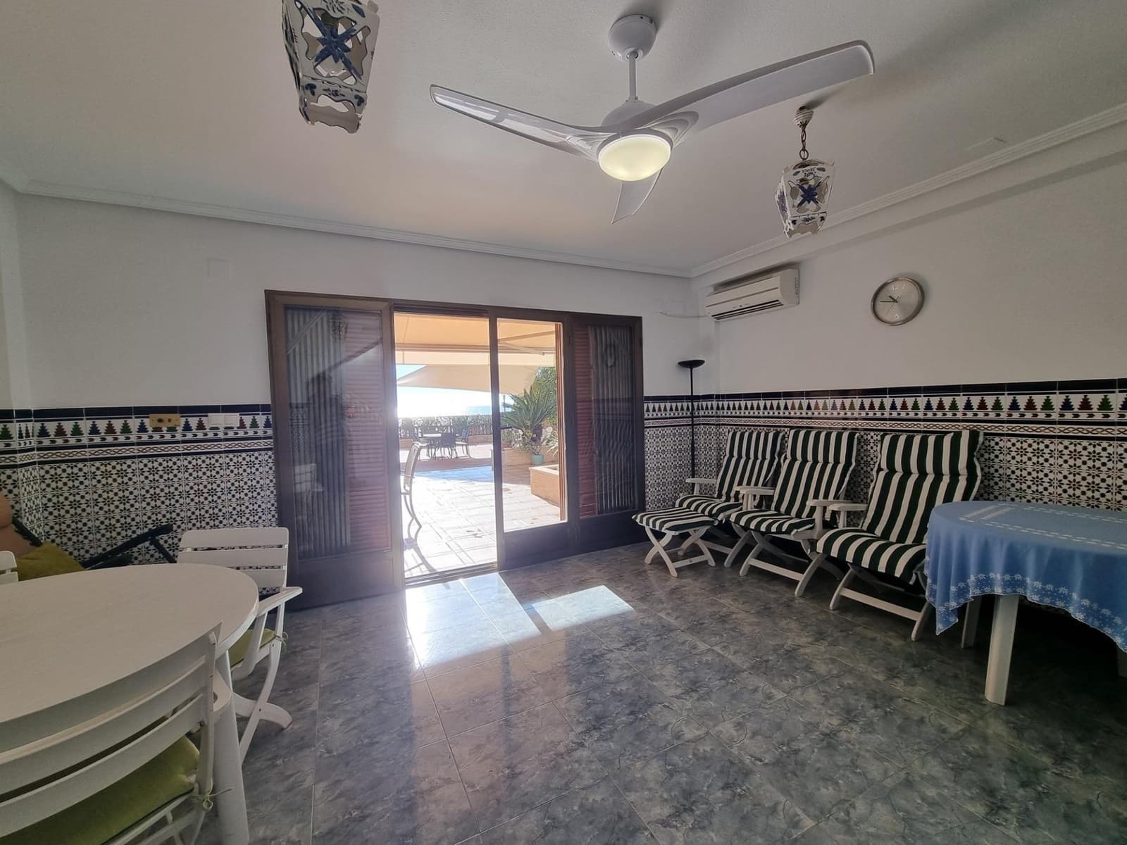 4 soveværelse Semi-Rækkehus til salg i Santa Pola - € 895.000 (Ref: 8612580)