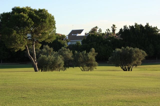 4 chambre Villa/Maison à vendre à Monforte del Cid avec piscine - 795 000 € (Ref: 8616929)