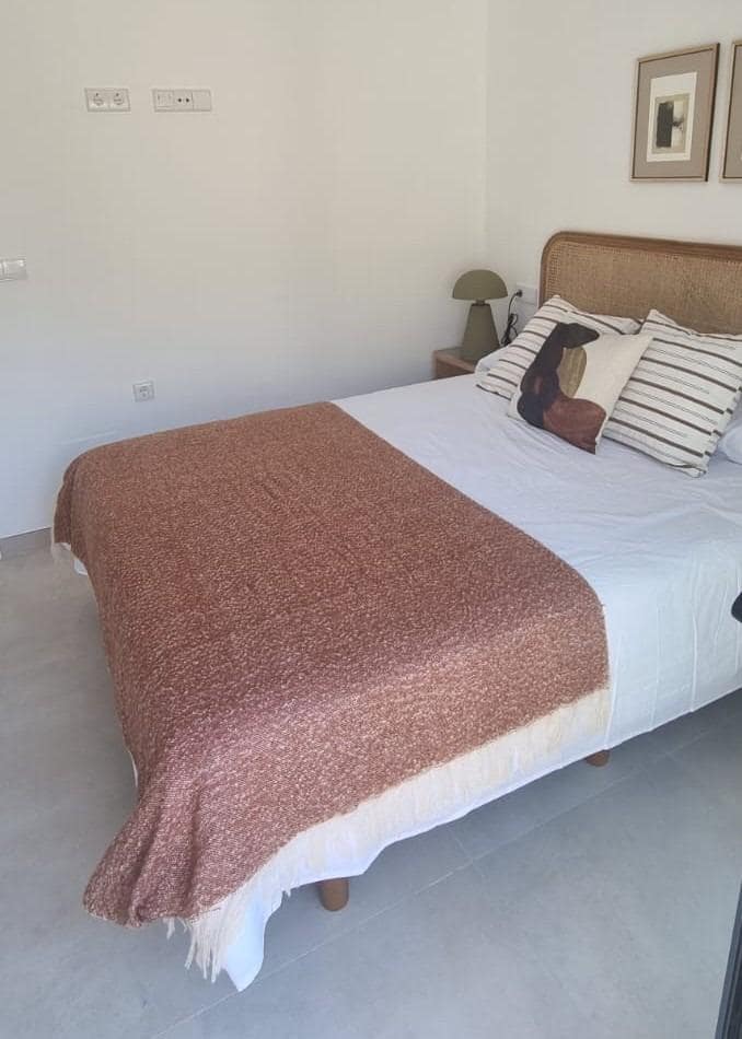 2 bedroom Terraced Villa for sale in Cox with pool - € 223,000 (Ref: 8662400)