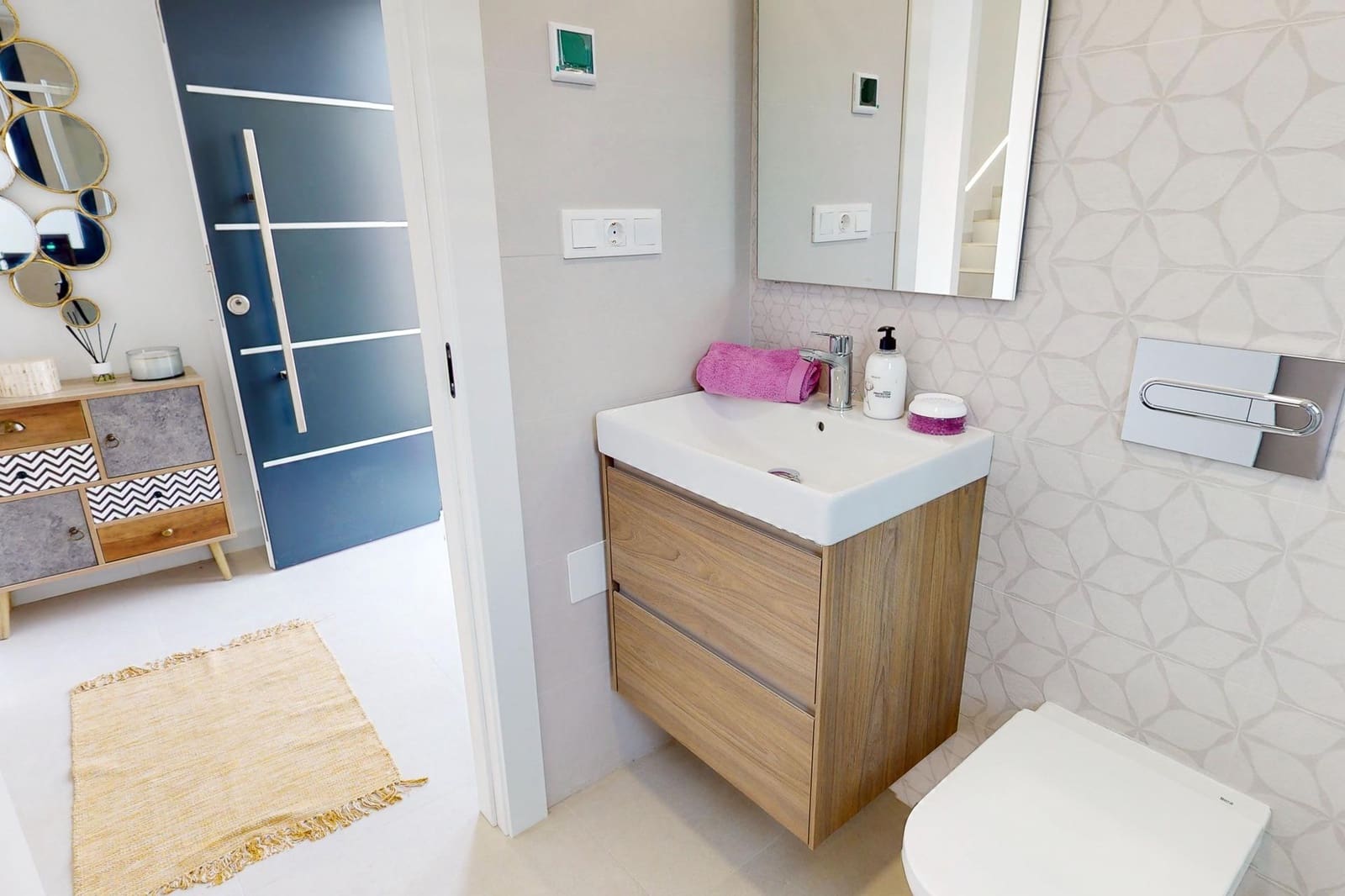 4 soveværelse Semi-Rækkehus til salg i Guardamar del Segura med swimmingpool - € 507.050 (Ref: 8668472)