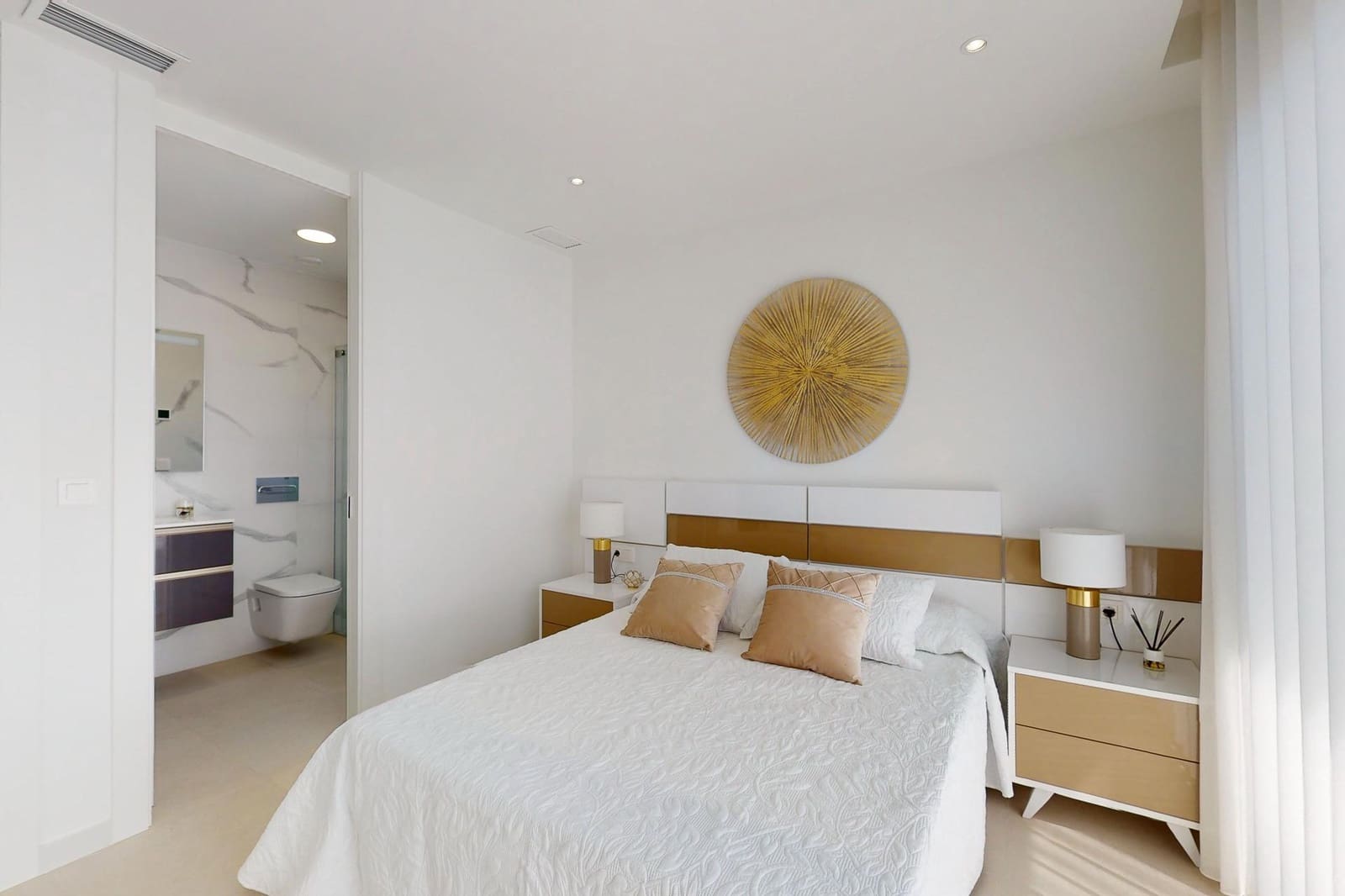 4 soveværelse Semi-Rækkehus til salg i Guardamar del Segura med swimmingpool - € 507.050 (Ref: 8668472)