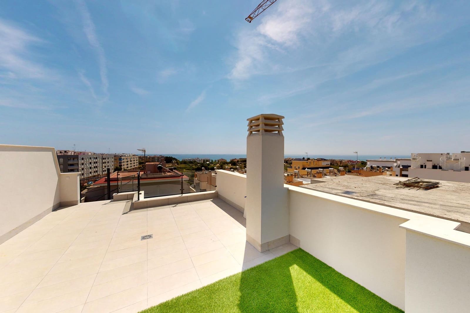 4 soveværelse Semi-Rækkehus til salg i Guardamar del Segura med swimmingpool - € 507.050 (Ref: 8668472)