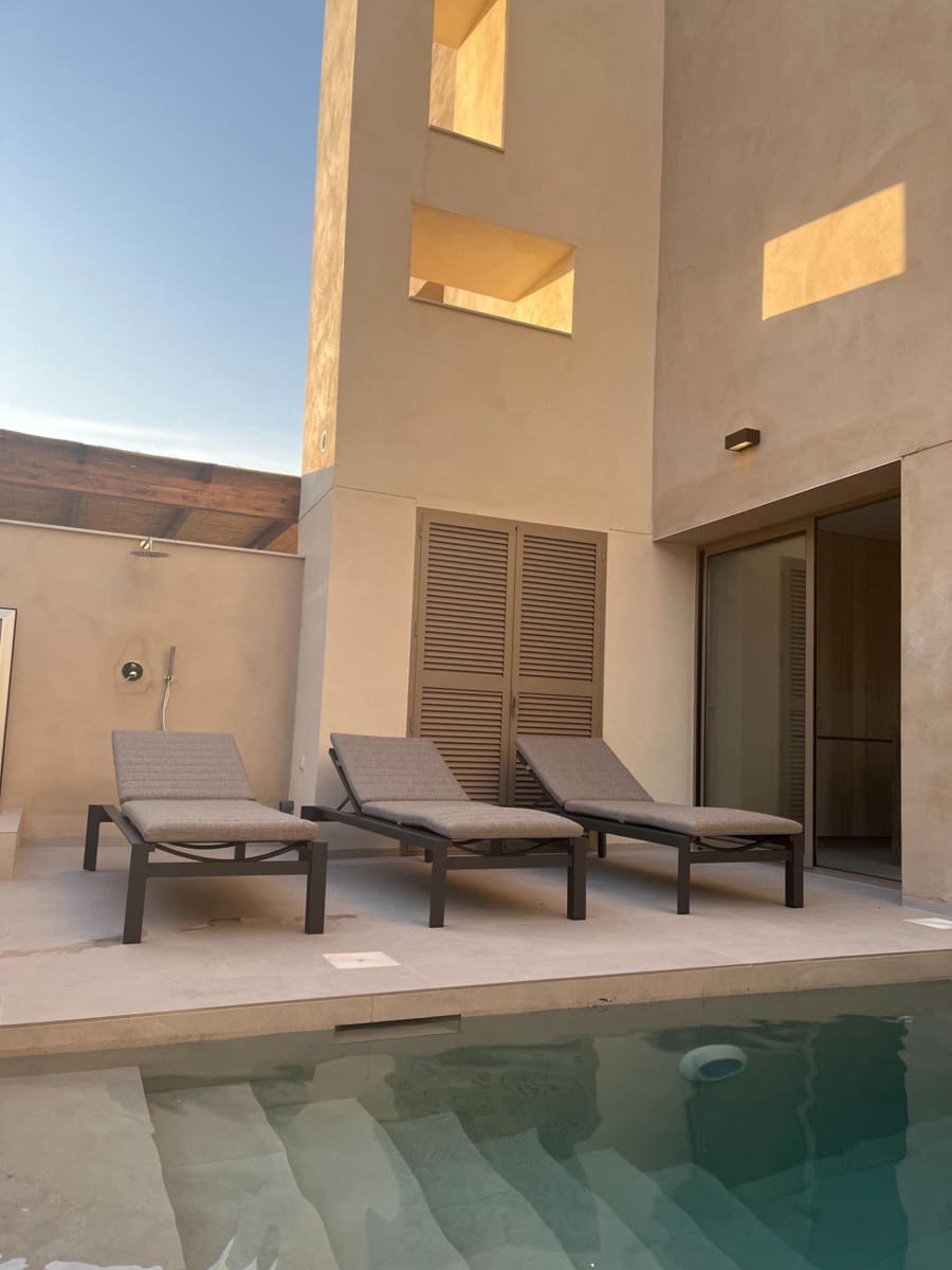 3 soveværelse Byhus til salg i Formentera del Segura med swimmingpool - € 399.000 (Ref: 8704847)