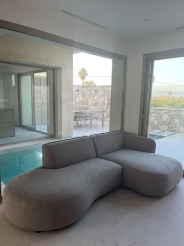 3 soverom Hus til salgs i Formentera del Segura med svømmebasseng - € 399 000 (Ref: 8704847)